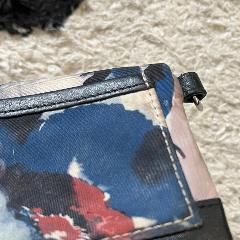 Tumi Stylish Blue and Multicolor Women's wallet